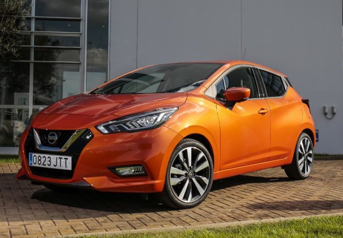 Op Het Tweede Gezicht: De Lancia Ypsilon En De Nissan Micra 