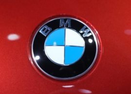 BMW ziet winst enorm kelderen