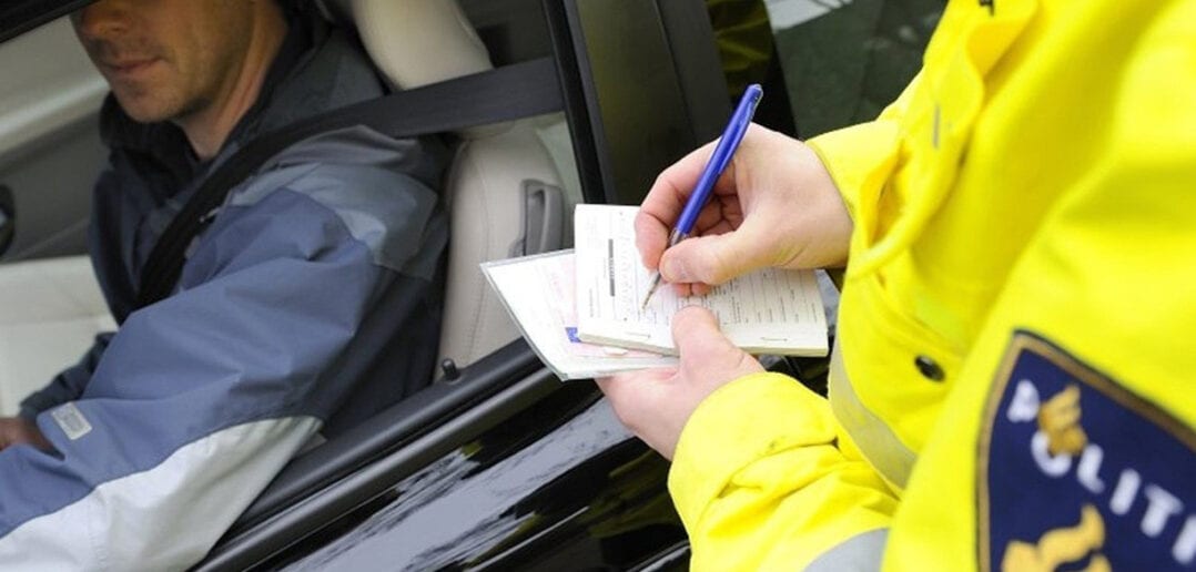 Verkeersboetes Omhoog: Dit Betaal Je Als Je Volgend Jaar De Fout In ...